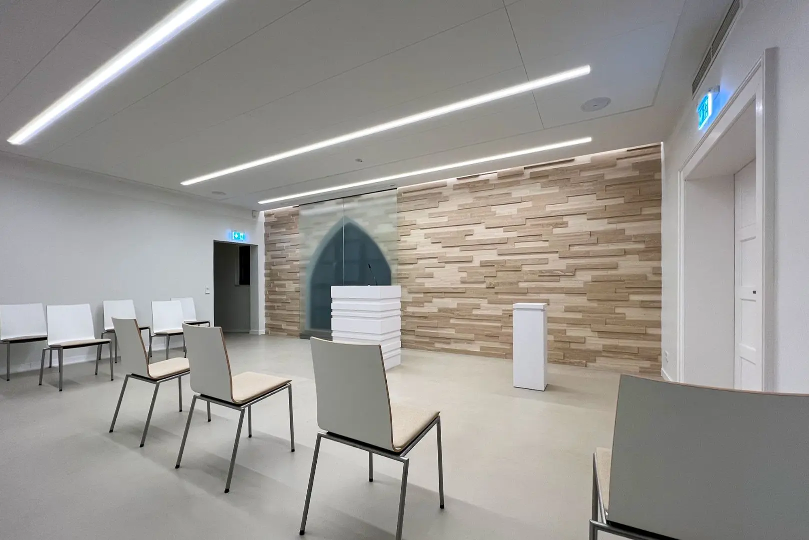 Umbau, Sanierung und Modernisierung Trauerhalle Friedhof Nordhausen, Architekt, Sachverständiger und zertifizierter Gutachter nach DIN EN ISO/IEC 17024 Dr. Michael Flagmeyer