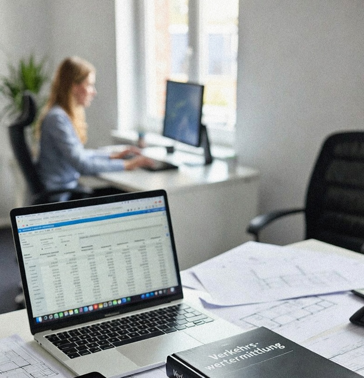 Büro des zertifizierten Immobiliengutachters nach DIN EN ISO/IEC 17024 und Sachverständigen für Immobilienbewertung Dr. Michael Flagmeyer für Nordhausen/Thüringen sowie Hessen, Niedersachsen und Sachsen-Anhalt